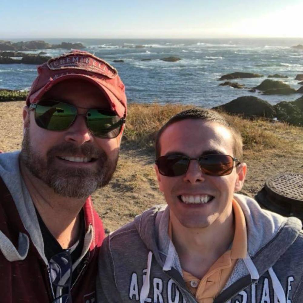 Meet your Posher, Clint